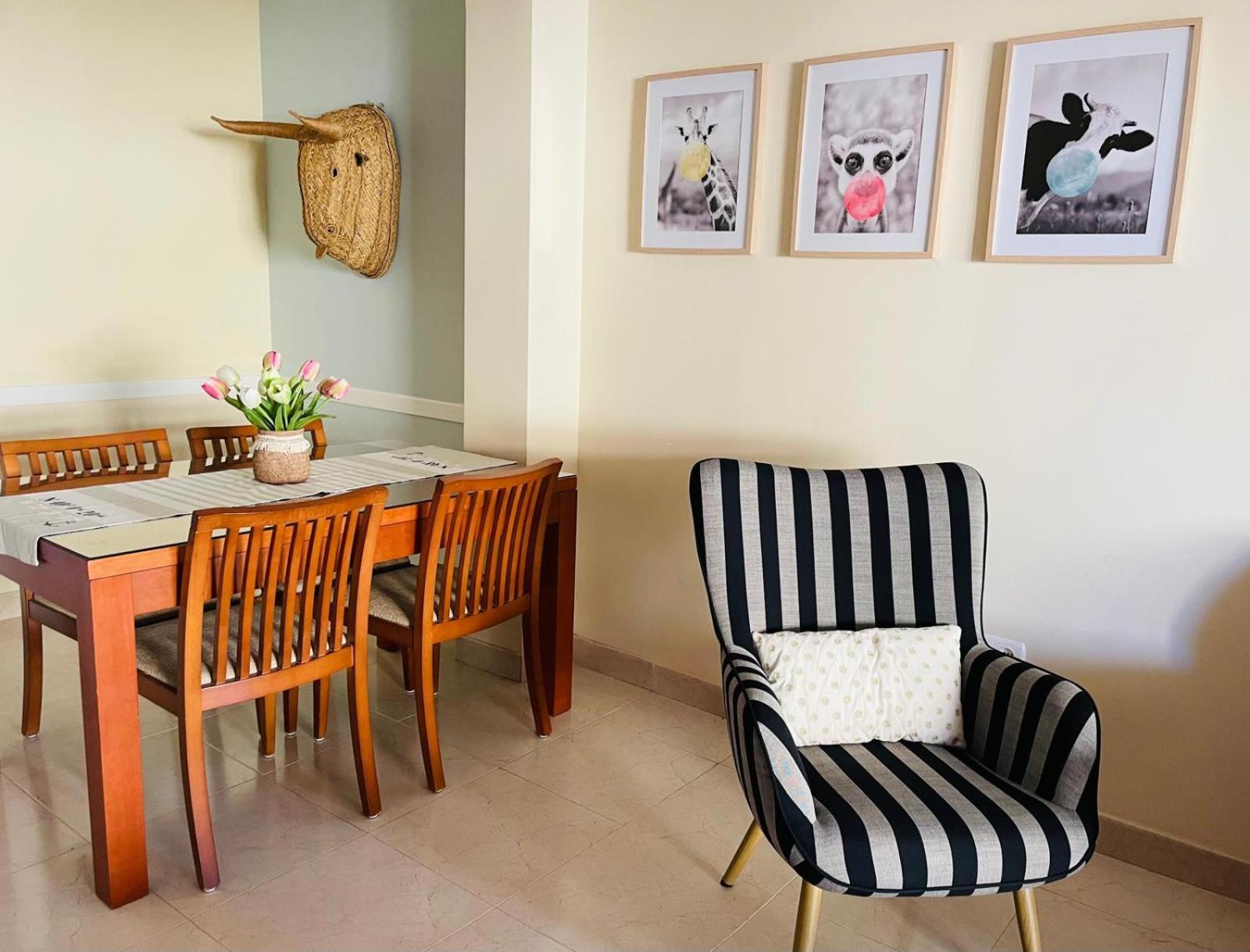 Romana Roquetas Apartment